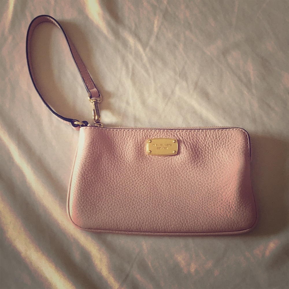 NWOT Michael Kors Wristlet